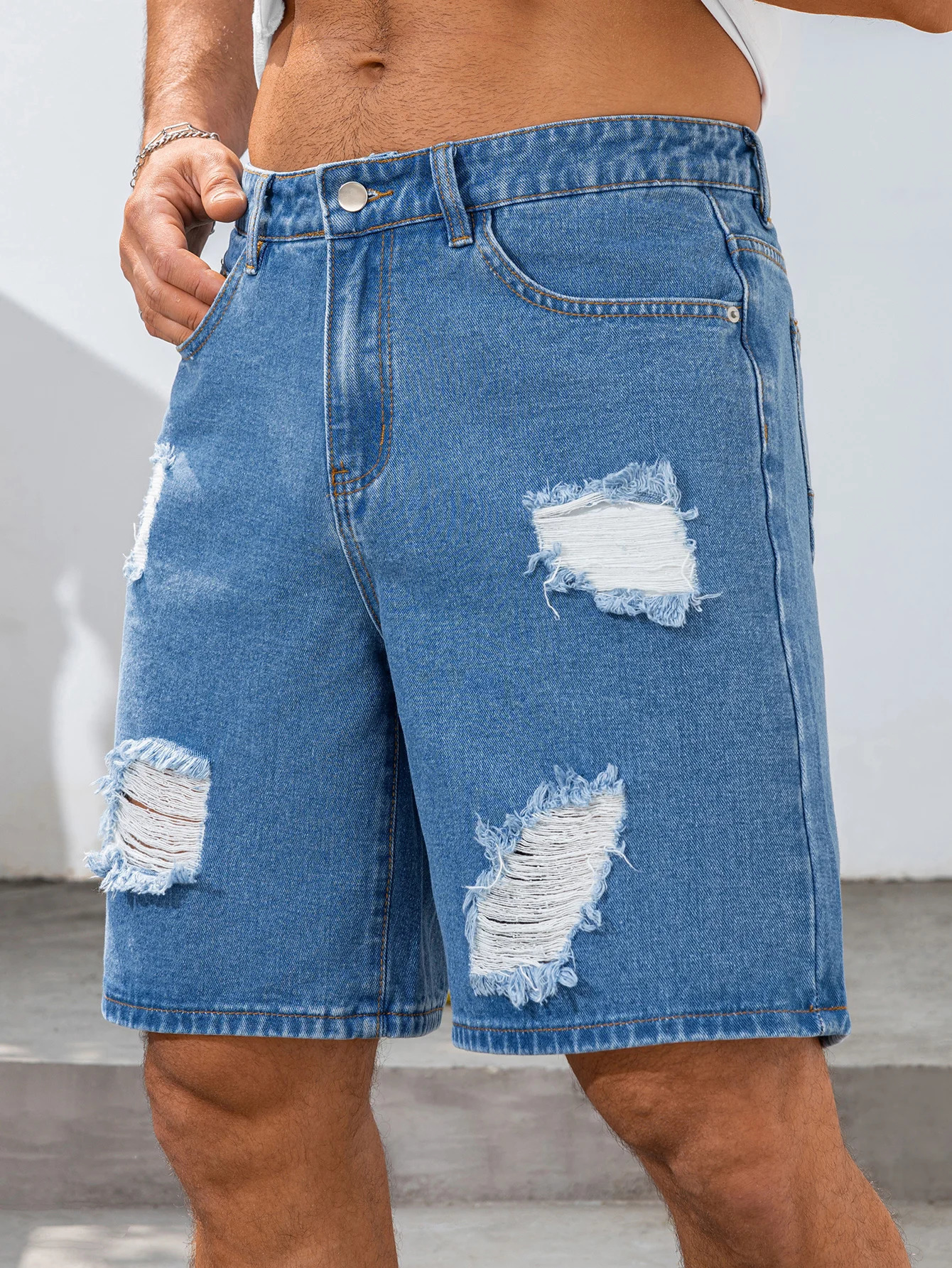 2026 Summer Mens Fashionable Blue Ripped Denim Shorts Loose Fit Nonstretch Fabric BlueWhite Simple Clean Cool Color Men Pants 260630BANJIA