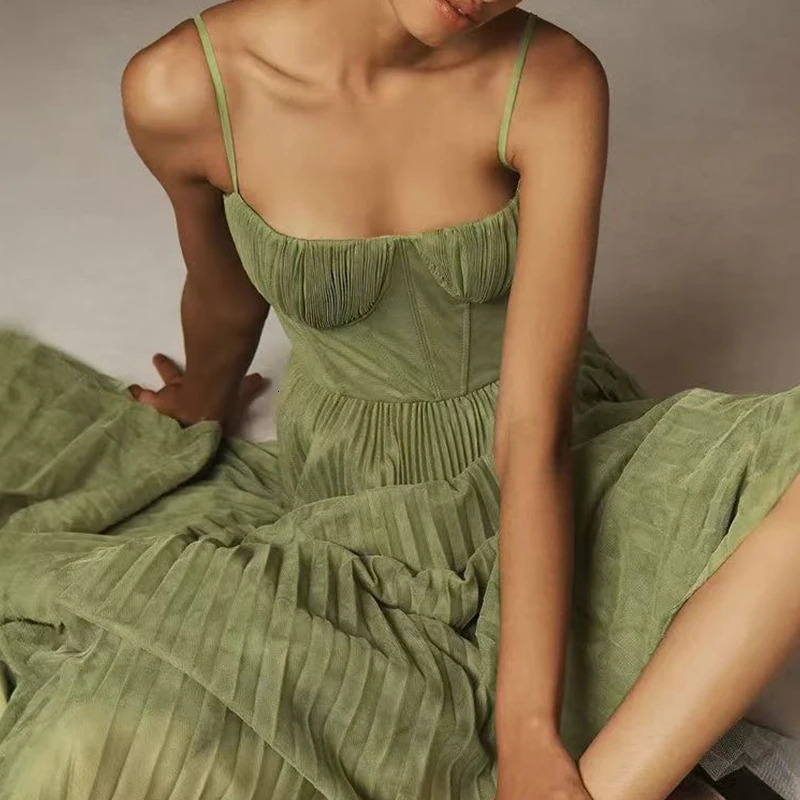 Female Hollow Backless Bridesmaid Dress Spring High Street Solid Girdling Pleat Long Dress Elegant Women Solid Tube Tops Dress 260709BJ