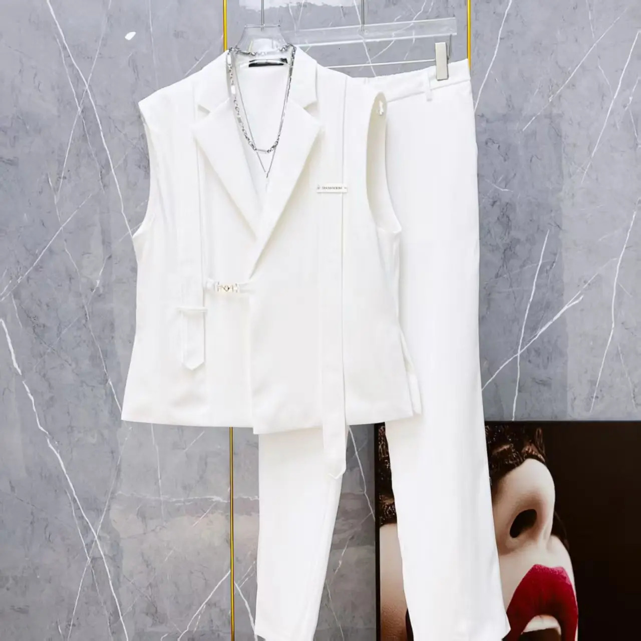 Spring Autumn Korean Style Men Formal Suits Waistcoat Jackets And Long Pants Male Two Side Split Ribbon Solid Slim Twopiece Set 260709BJ