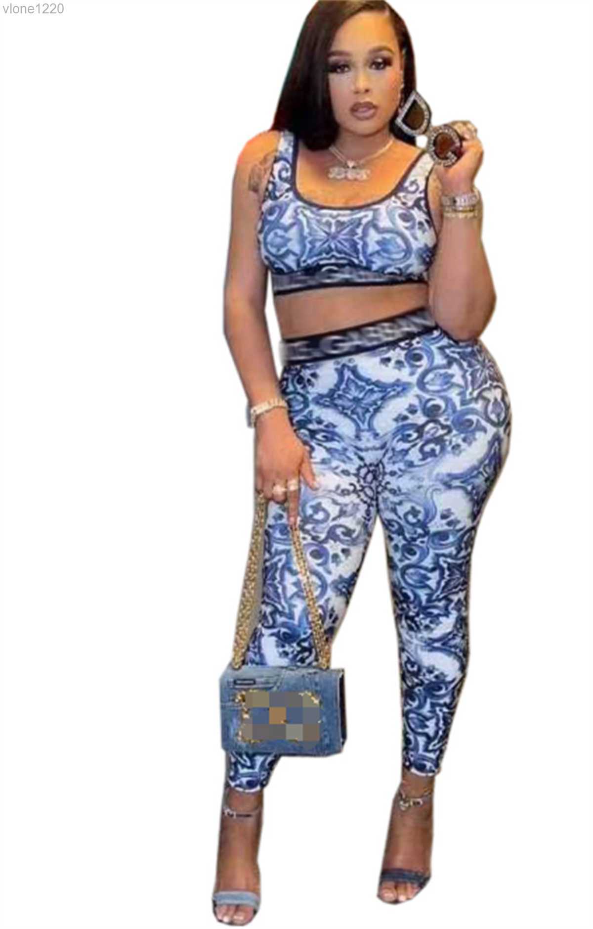 Designer yoga Tracksuits Womens Bikini Swimsuits 2 Piece Pants Set Vest Shorts Summer Fashion Sweatshirt Slim Breathable Fitness Outfits Outwears cl