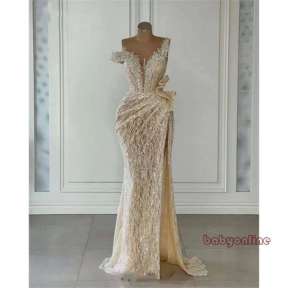 Sparkly Light Champagne Sequins Prom Gowns Beading Mermaid Off Shoulder Evening Party Dresses Women Pageant Formal Dress Youmaigowns