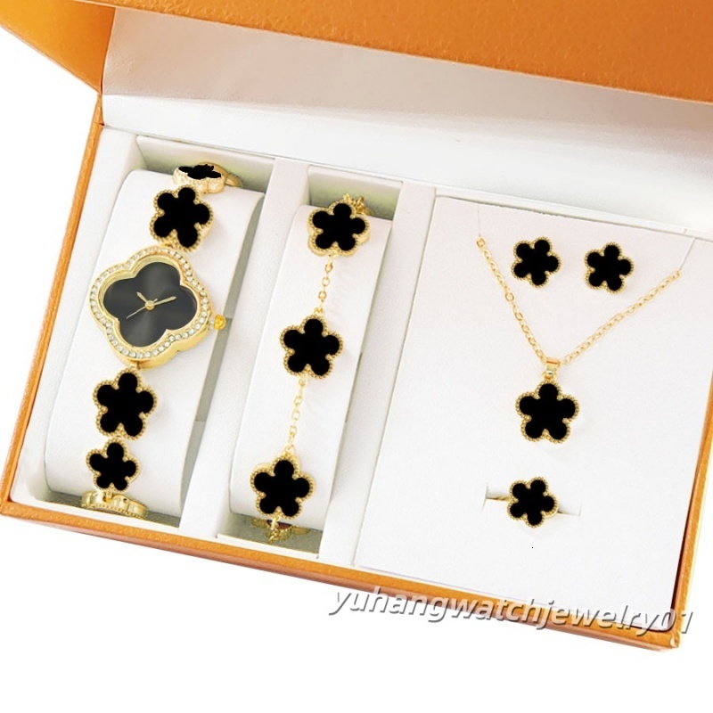 watch women designer Four leaf clover jewelry set bracelet watch gift box set, quartz Movement Valentine's Day gift