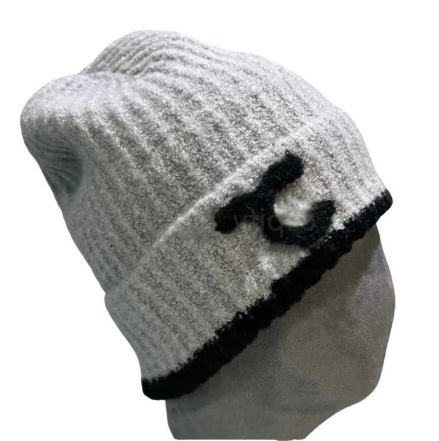 Knitted Couple Beanie Hat Womens Letter Embroidery Bonnet For Winter And Autumn Outdoor Street Style Sports S26 C260819