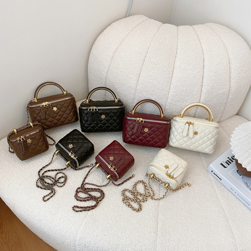 Free Shipping Worldwide luxury High Grade Women Handheld Bag Vintage Solid Color Daily Match Shoulder Handbag