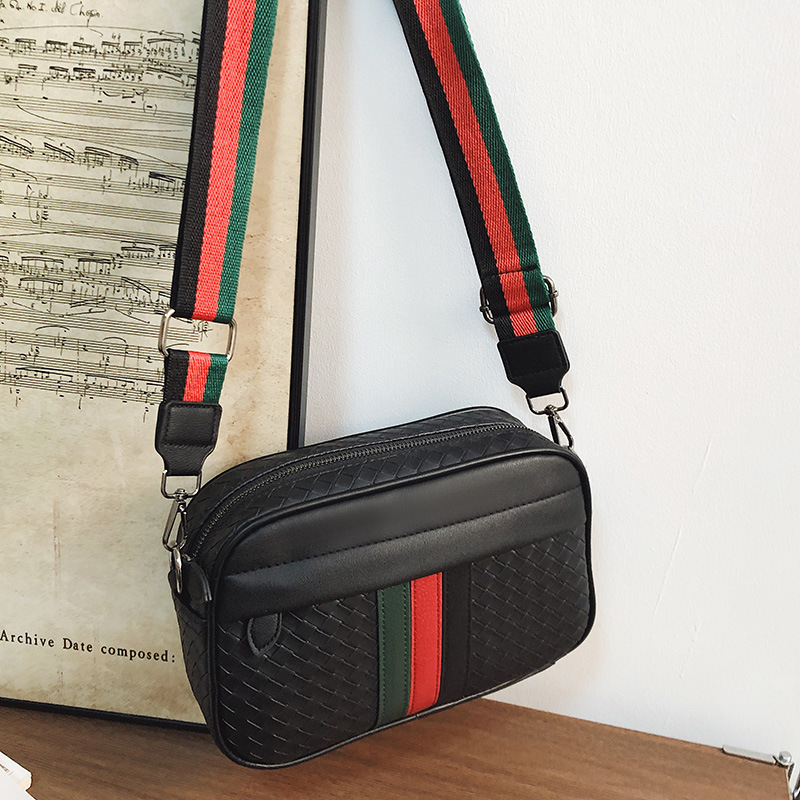 2026 New Striped Design Men's Fashion Trendy Shoulder Bag Business Leisure Versatile Crossbody Bag Free Shipping