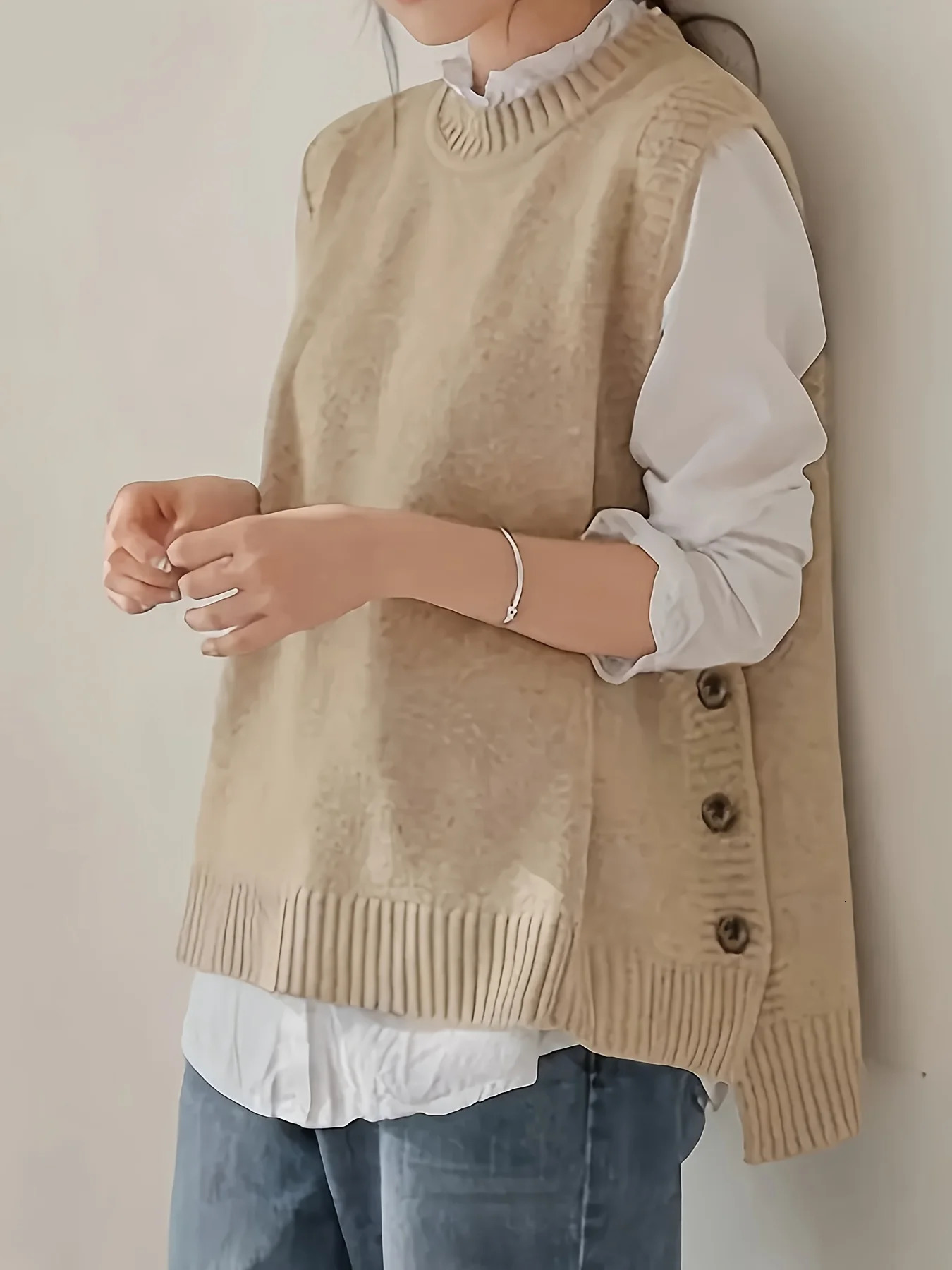 Womens Minimalist Knit Vest Sweater Sleeveless Round Neck ButtonFront n Preppy Business Casual Style For Office 260711banjia