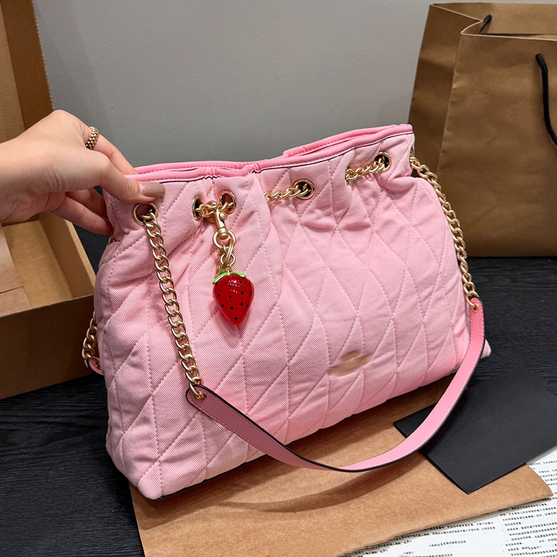 Garbage Bag Designer Womens Large Capacity Gold Letter Luxury Handbag Portable Large Capacity Shoulder Bag Gold Chain Crossbody Bag Lucky Bag Sacoch