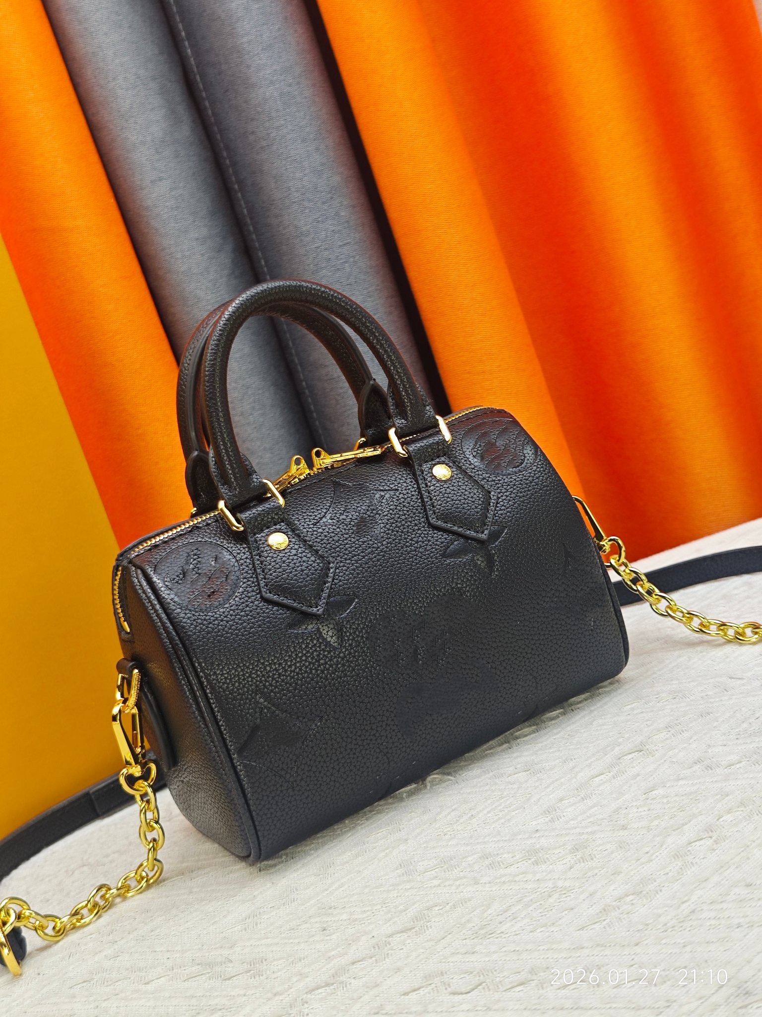Designer Bag Luxury Bag Shoulder Bag Crossbody Womens Designer 2025 Fashion Bag Tote Handbag Crossbody Bag Fashion Black embossing Bag Wallet