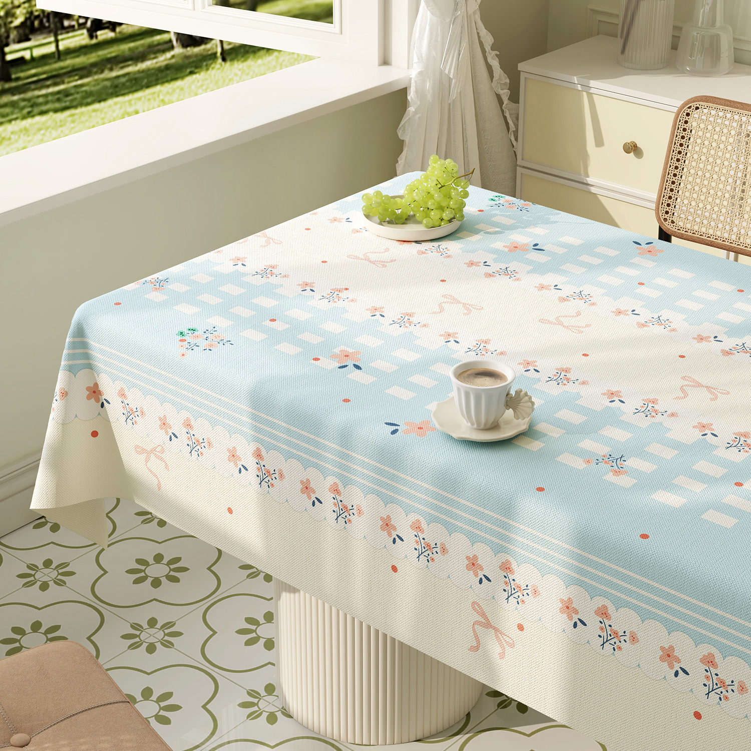 YL-38924 Nappe florale de printemps de style pastoral personnalisée imperméable, résistante à l'huile et sans entretien ;Nouveau design adapté au