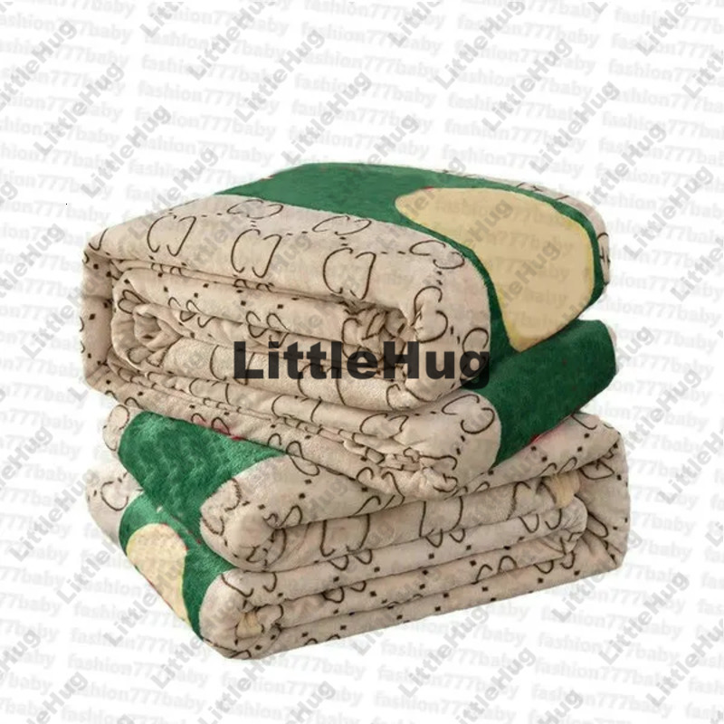 Baby Blankets Hat Boy Girl Children Luxury Letter Thickened Flannel Kids LXY91 Designer Car Air Conditioner Blanket Hug Quilt Swaddling 100X150cm