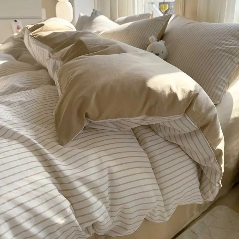 SCP3 Luxurious Plush Fabric Mattress Protector with Superb Comfort-image-1114711165