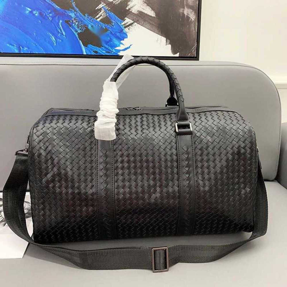 Duffel Bags Woven Hand Luggage Bag Designer Mens Travel Duffle Bags For Womens Leather Crossbody Quality Shoulder Tote Bag Luxurys Handbag 221227