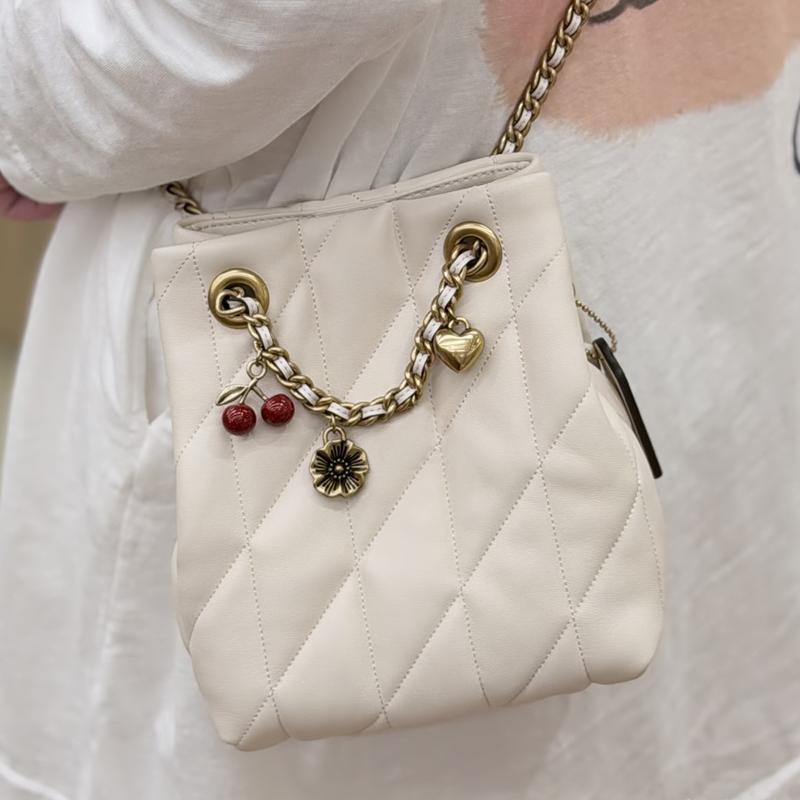 Sacs à bandoulière 2026 nouveau femmes mignon polyvalent classique seau Simple Portable fête bandoulière pochette Jade Hobo aisselles sac à main