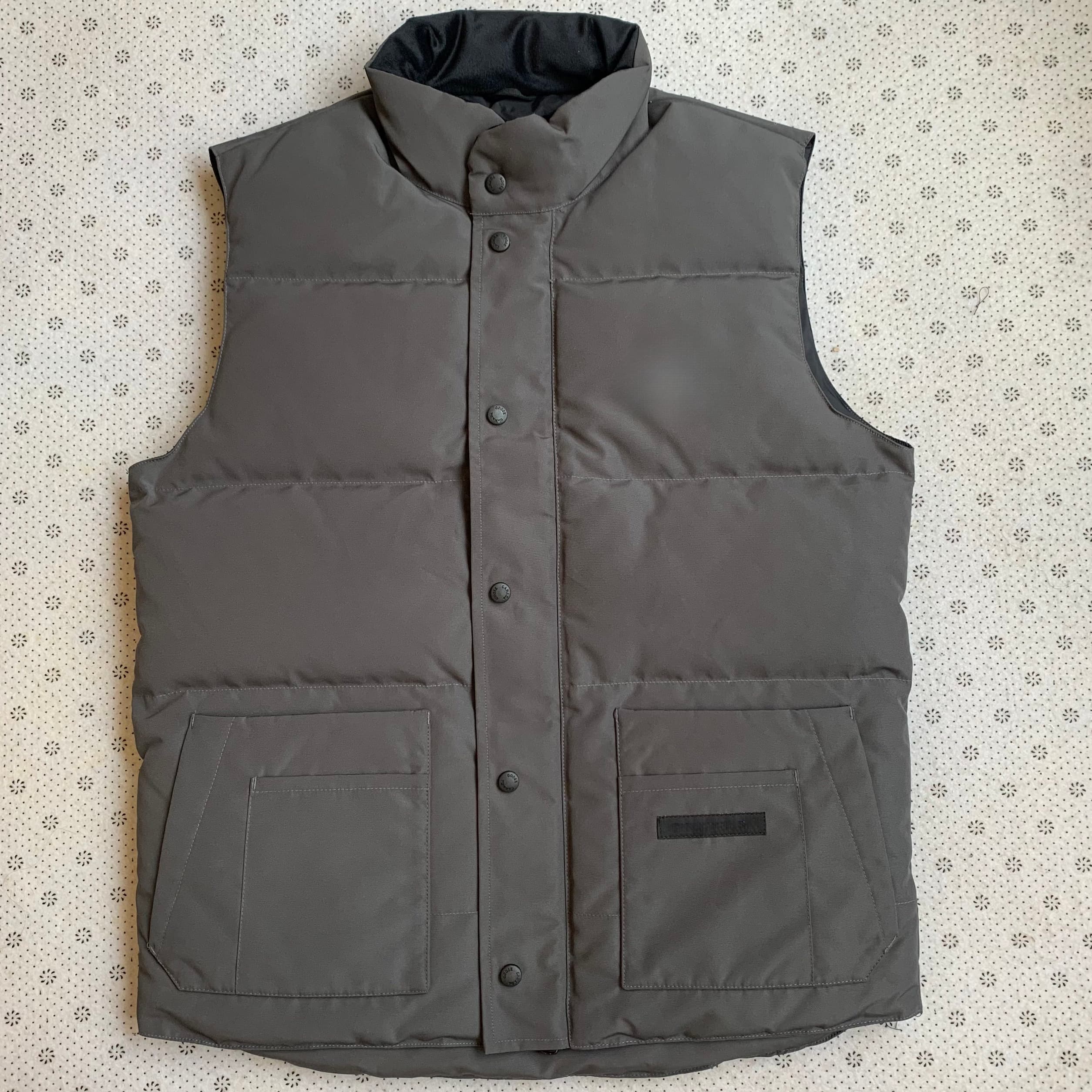 Canada Gilet Designer Puffer Down Vest Windbreaker Jackets Body Warmer Femme Gilet Parkas Zipper Letter Embroidery Outerwear Outwear Canadian Coats