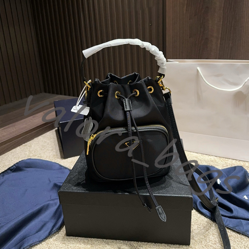 Summer Nylon Bucket Bag Designer Exquisite Leather Bags Simple Rhinestones Beach Bag For Women Solid Color Classic Handbag Shoulder Strap Crossbody