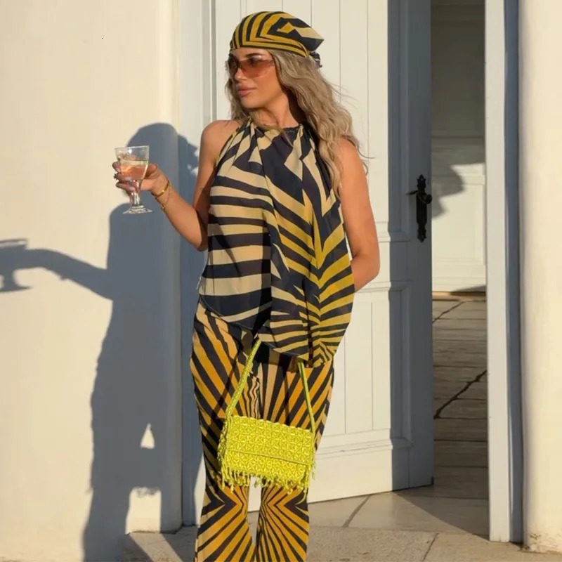 Printed Womens Two Piece Set Halter Backless Top High Waist Flared Pants Ruffle Trim Cami Vest Fashion Matching Outfit 2026 260714BJ