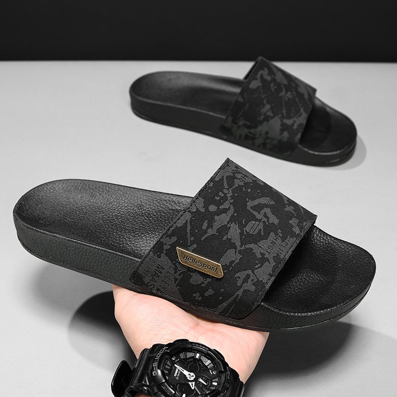 Slippers Summer Men Garden Shoes Fashion Outdoor Slides Beach Sandals Male Flip Flop EVA Casual Bathroom Slipper Indoor
