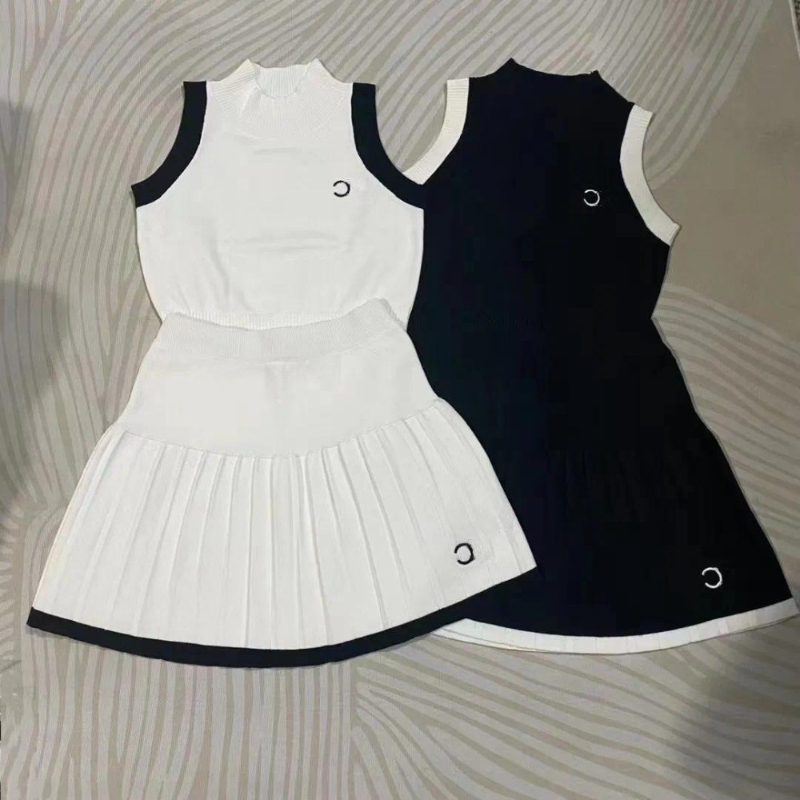 Knitted Designer Skirt Set Women Fashion 2Pcs Tank Top Sweater Pleated Half Skirts Luxury Brand Outfits Paris