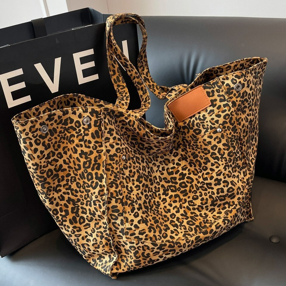 Large Tote Leopard Print New Autumn And Winter Vintage Commuter Shoulder Women's Bag Cross Border
