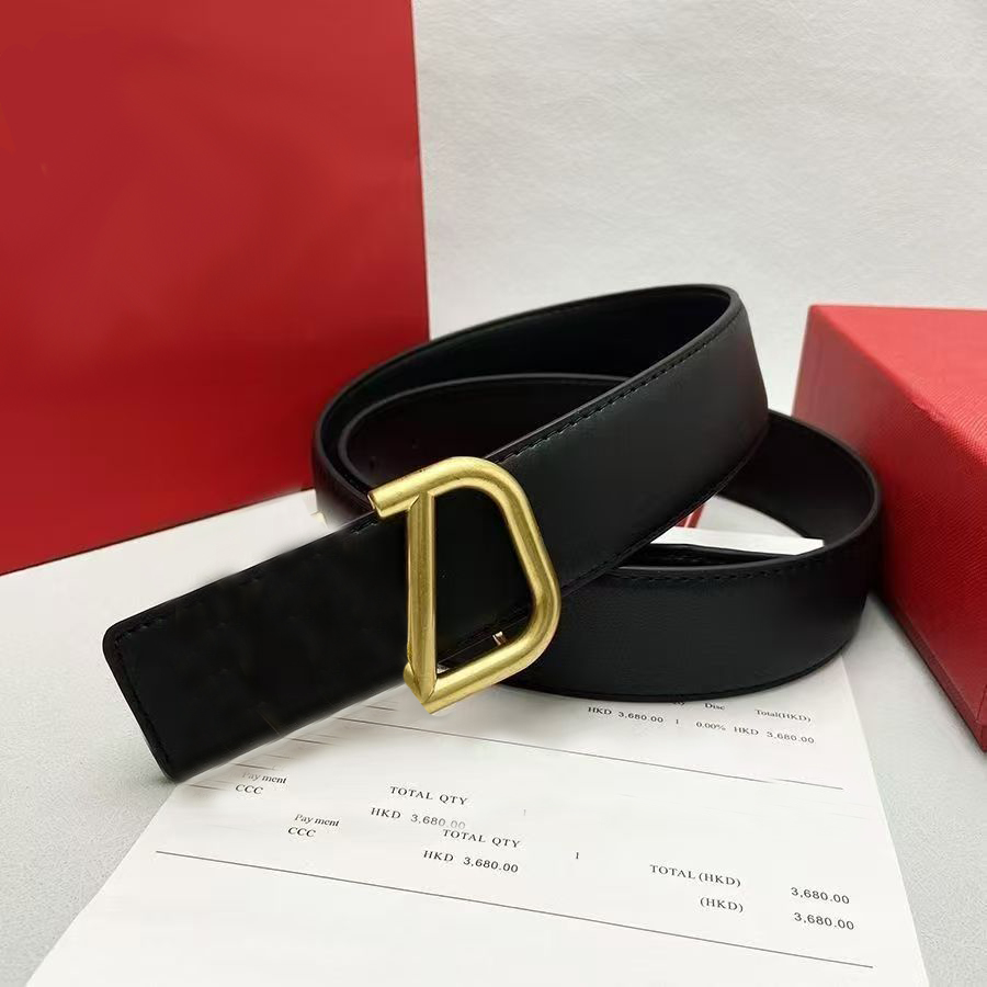 Ceintures de créateurs pour femmes Ceinture en cuir rétro pour femmes Boucle en forme de V dorée Sangle de taille multi-tailles avec boîte-cadeau