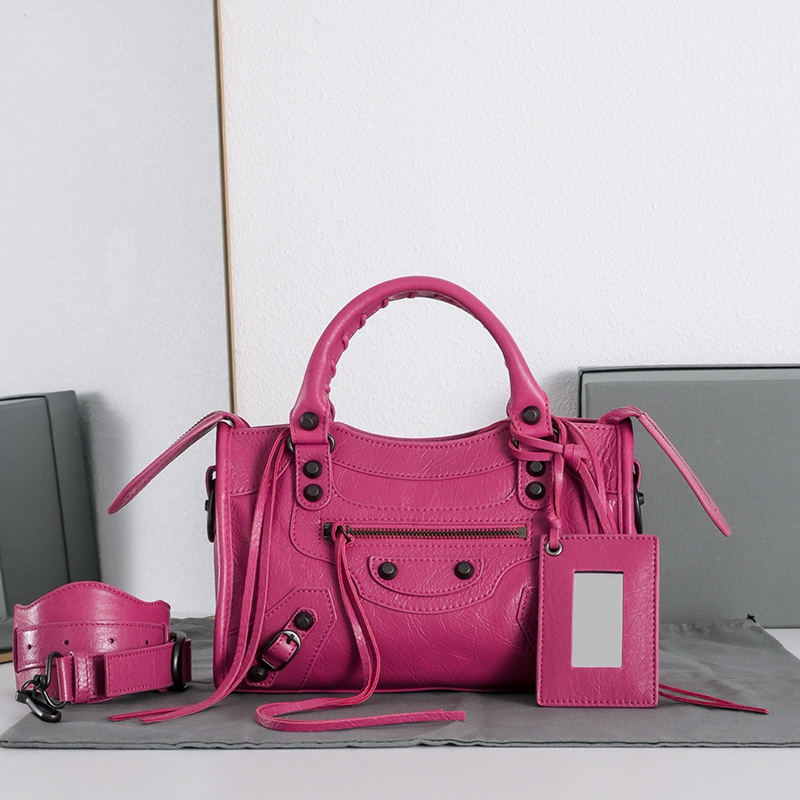 Le City rose red bag Mirror quality Designer bag Classic series of Motorcycle Bag Arena Sheepskin tote bag shopping bag Casual elegance rivet should