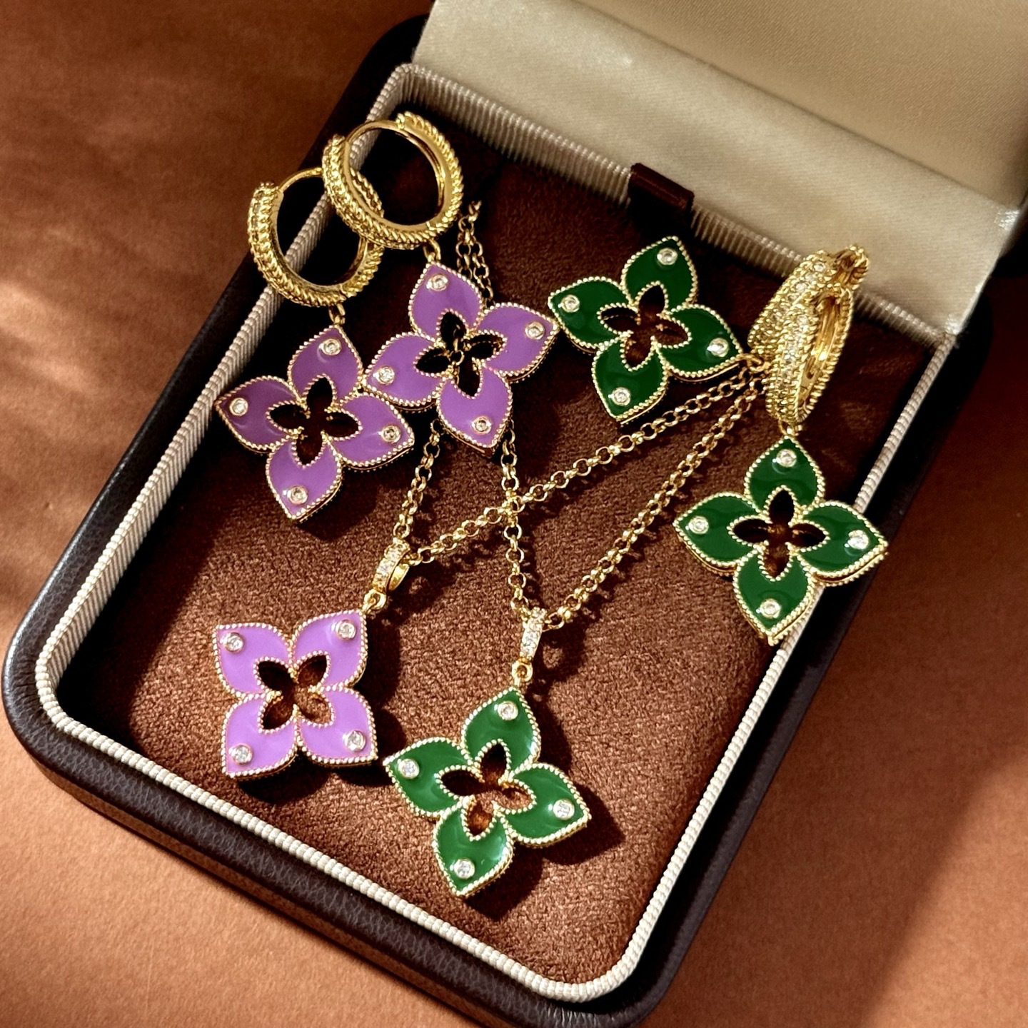 2026 summer newest luxury clover designer earrings stud choker necklace jewelry set for women 18k gold vintage green purple enamel necklaces earring