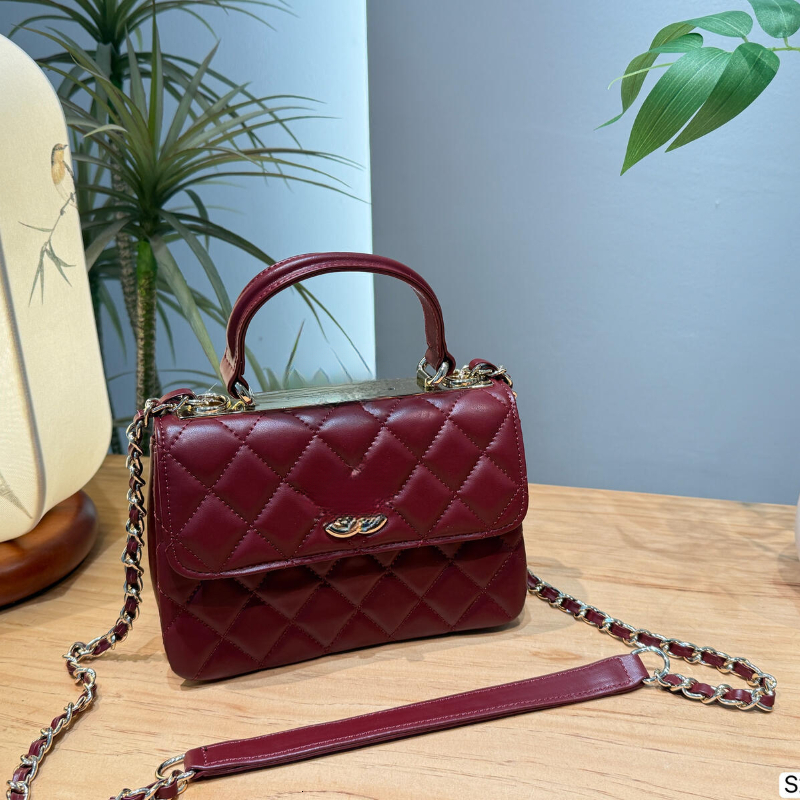 Soft Sheepskin Diamond Quilted Mini Flap Bag Top Handle Detachable Chain Crossbody Purse Size 20*14 Item 92236 Elegant Vintage Women Handbag