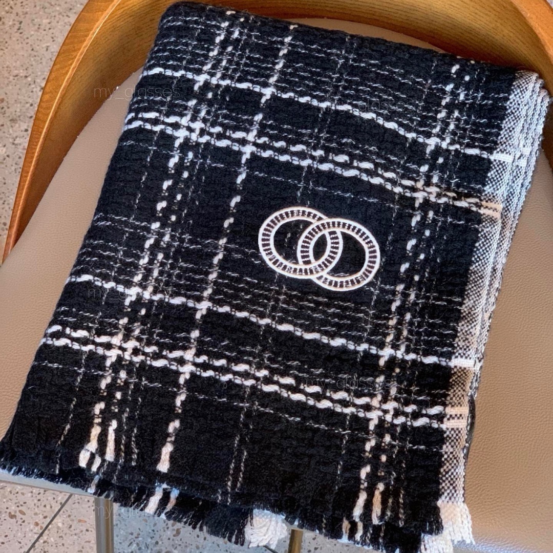Designer Scarf 100% Cashmere wool Scarves Womens and mens Long Wraps Classic Plaid Women Man silk scarf designers with Brand logo Box