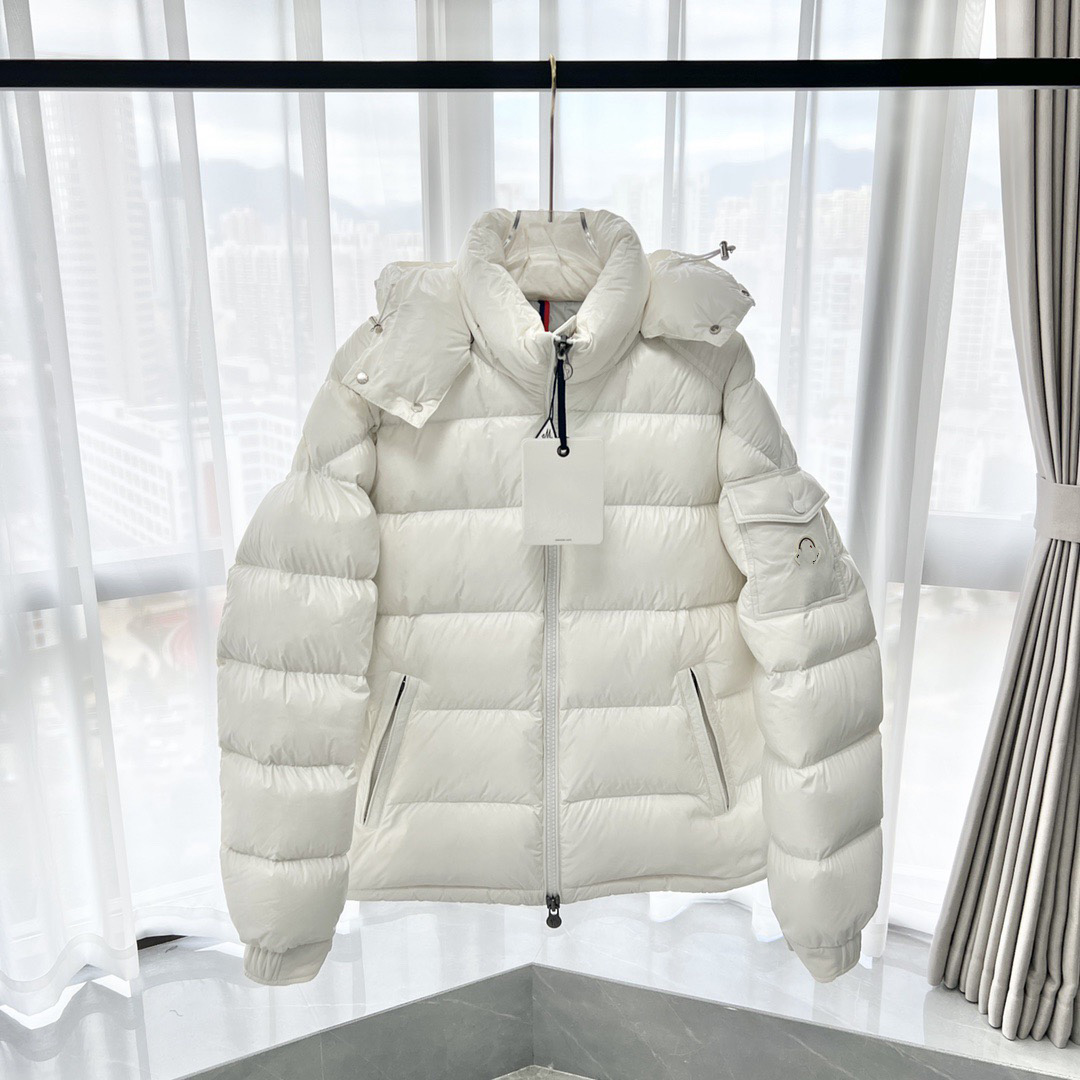 2026 unisex high-quality designer jackets, thick and close fitting down jackets, windproof jackets, classic loose fit, travel and winter clothing