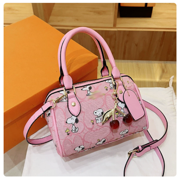 26ss Boston Pillow Bag Designer Womens Fashionable Large Capacity Versatile Handbag Pendant Shoulder Bag Retro Vintage Vintage Flower Mini Crossbody