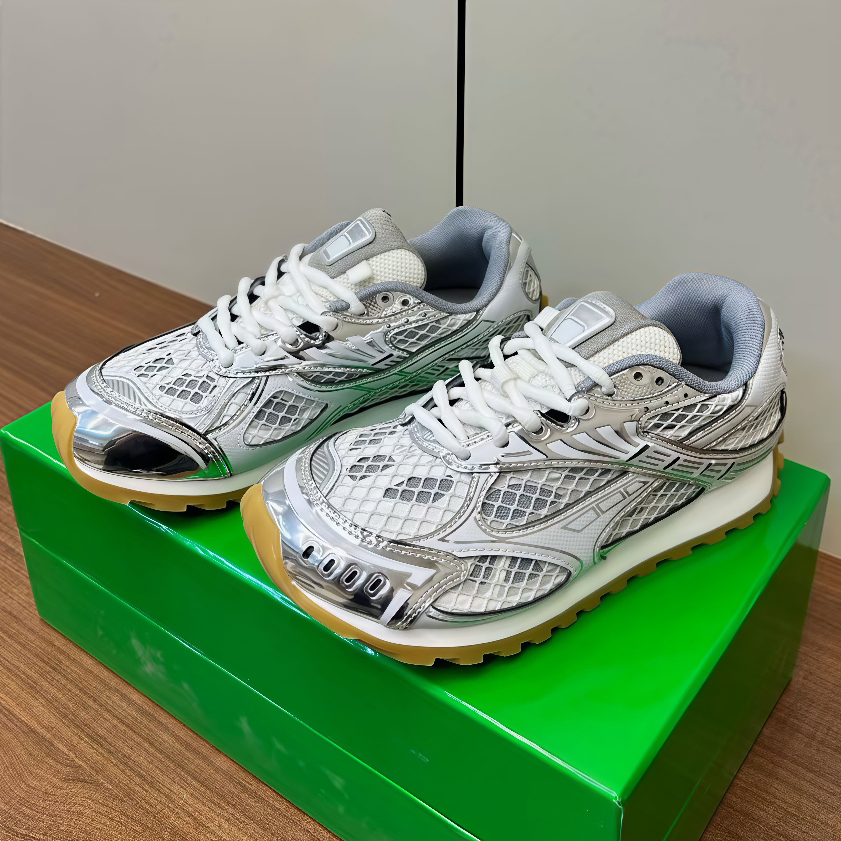 designer sneakers orbit shoes Casual Shoes for men women Breathable Leather Mesh Matching Lace Up Thick Soled Mixed Color Running Shoes