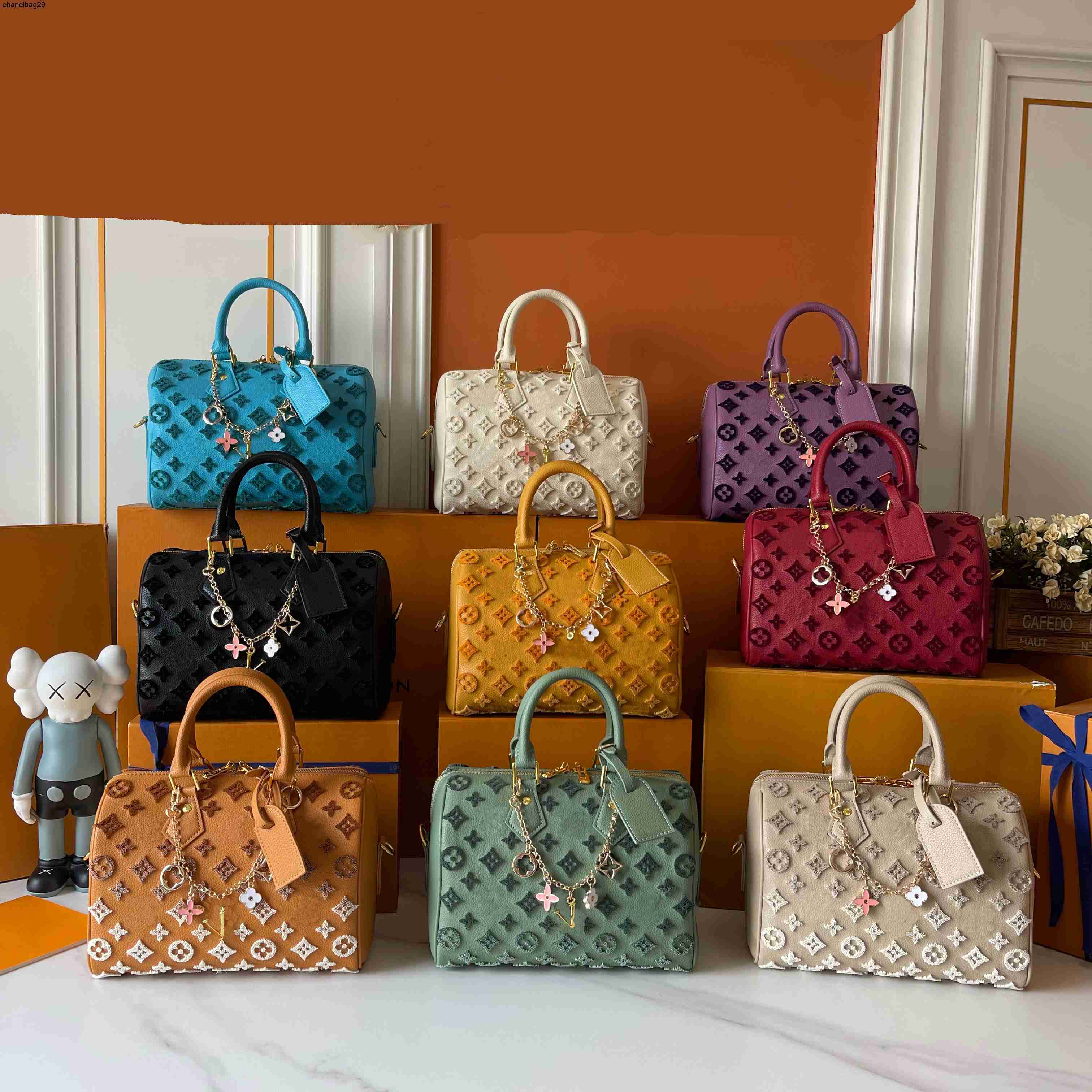 Shoulder Bags Evening Bags Designer Bag Shoulder Bag Na-no Pillow Bag Luxury Bag Top Quality Womens handbag 2026 Cowhide Leather Crossbody bag Class