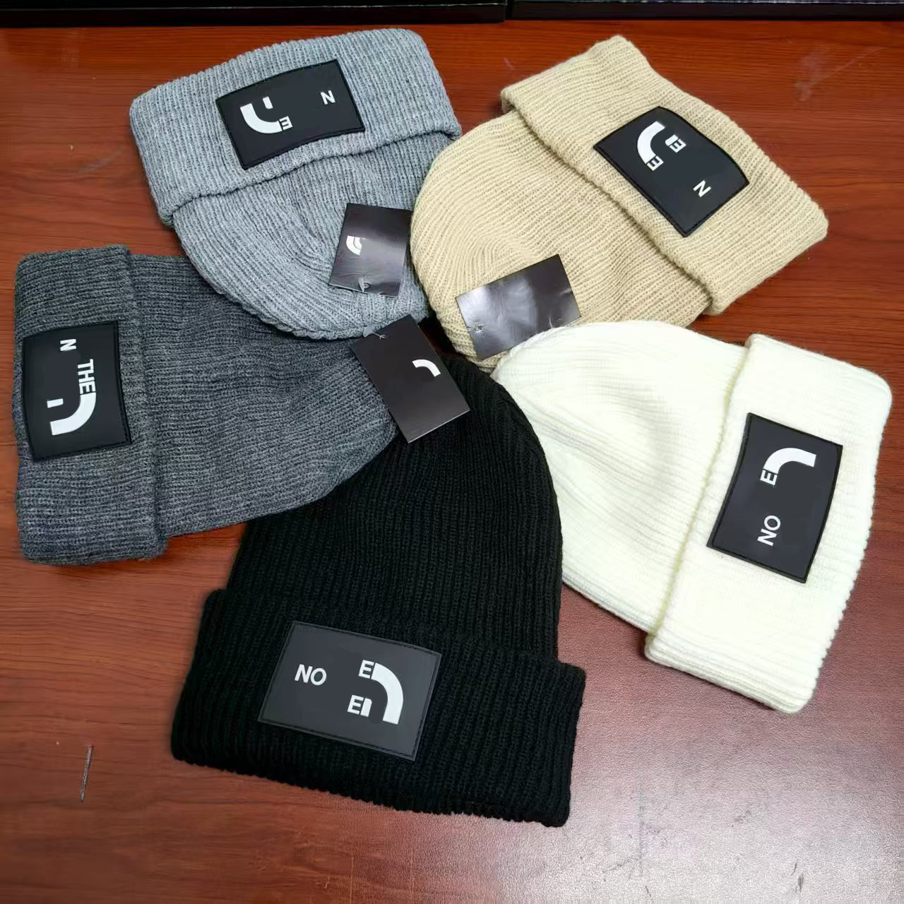 Chapeau de haricot de styliste en laine pour femmes, chapeau de pêcheur de luxe, classique, mode hiver, laine chaude, boîte cadeau 2026