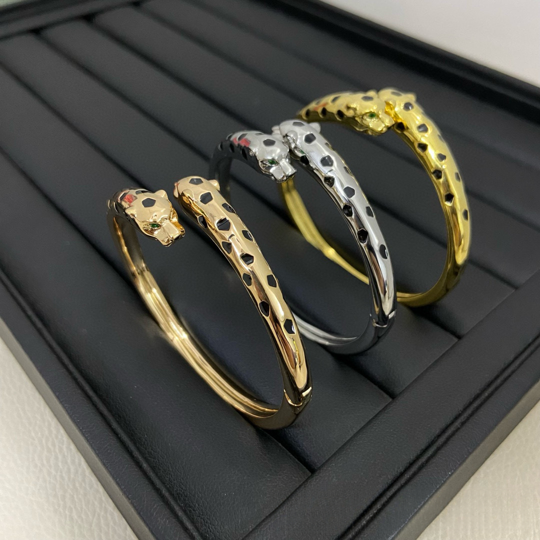 Kajia's Unique Classic Double Headed Smooth Open Bangle Light Luxury Versatile And Bold Spotted Leopard Design