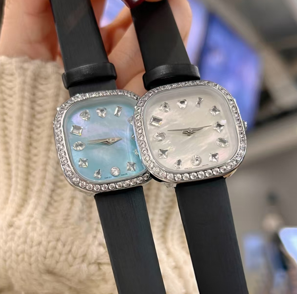 Designer Diamond Watches for Women Luxury Rhinestone Advanced Fashionable temperament Wristwatches Fashion Lover Gift