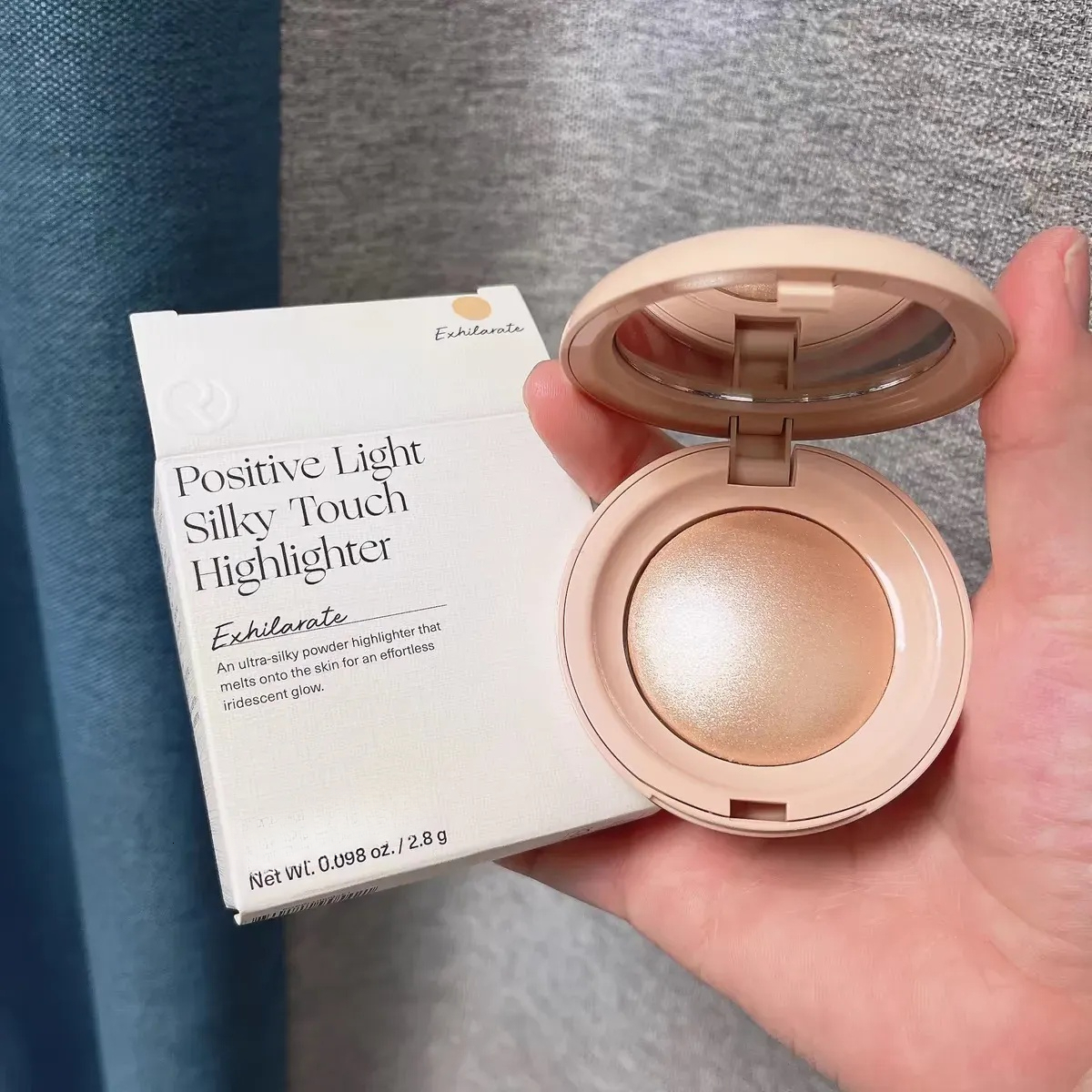 Luxury Makeup Highlighter maquillaje Rare Beauty Powder Highlighters Enlighten 2 8G Positive Light Silky Touch Maquillaje Glow Bronzers Highlighteri