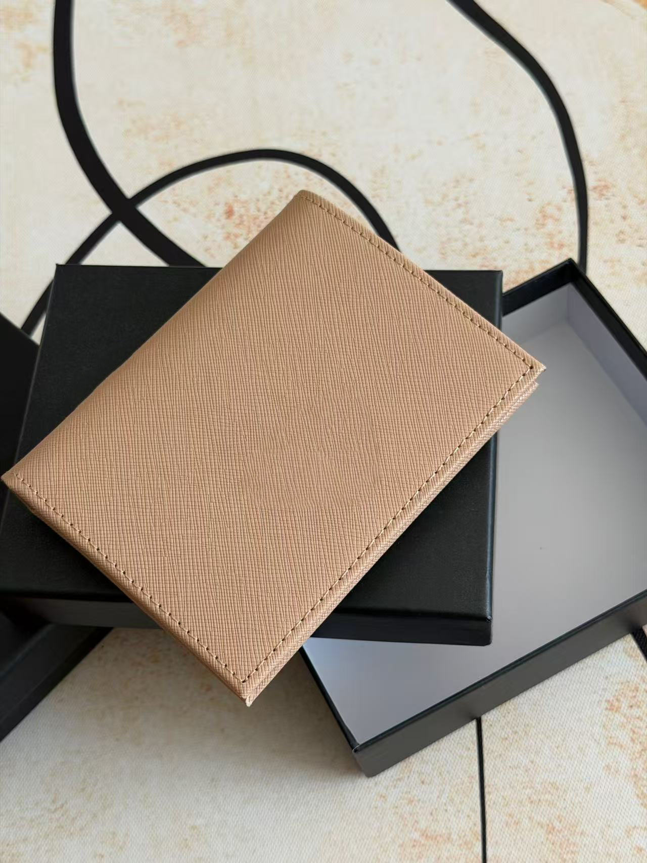 Luxury fashion designer wallet classic women's cowhide leather short clip folding wallet credit card storage bag women's mini coin bag gif