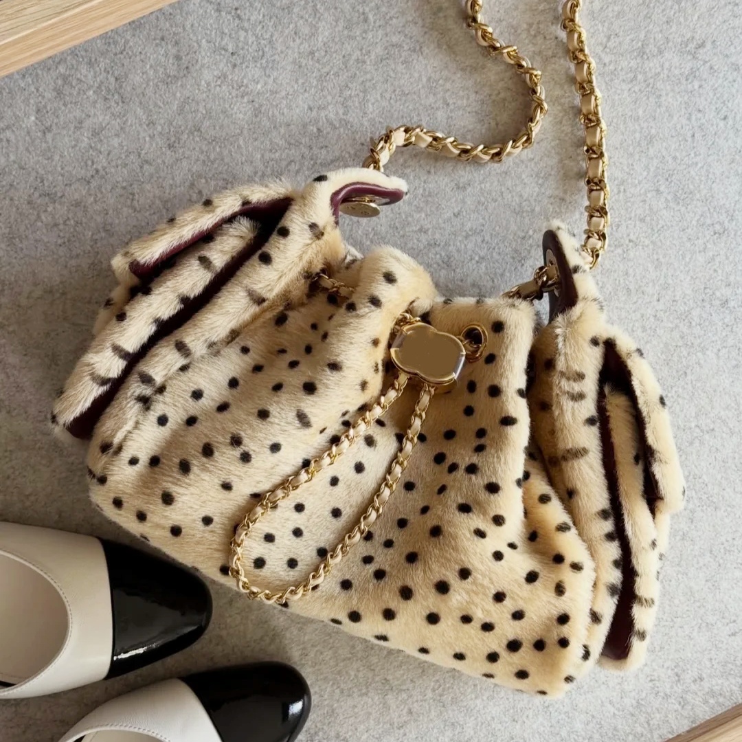 26A leopard print fur shoulder Mini maxi flap bag Designer Bag Luxury bucket Handbag Womens men suede leather tote bag winter Crossbody clutch trave
