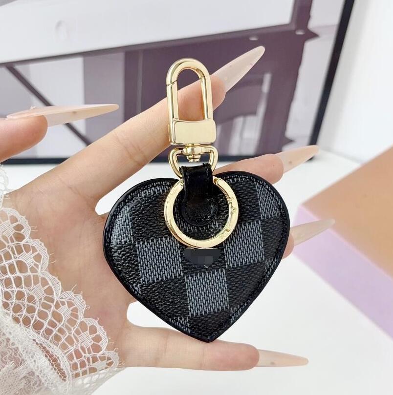 keychain Keychain Classic Exquisite Designer Car Keyring Zinc Alloy Letter Unisex Lanyard Gold Black Metal Small Jewelry key chain