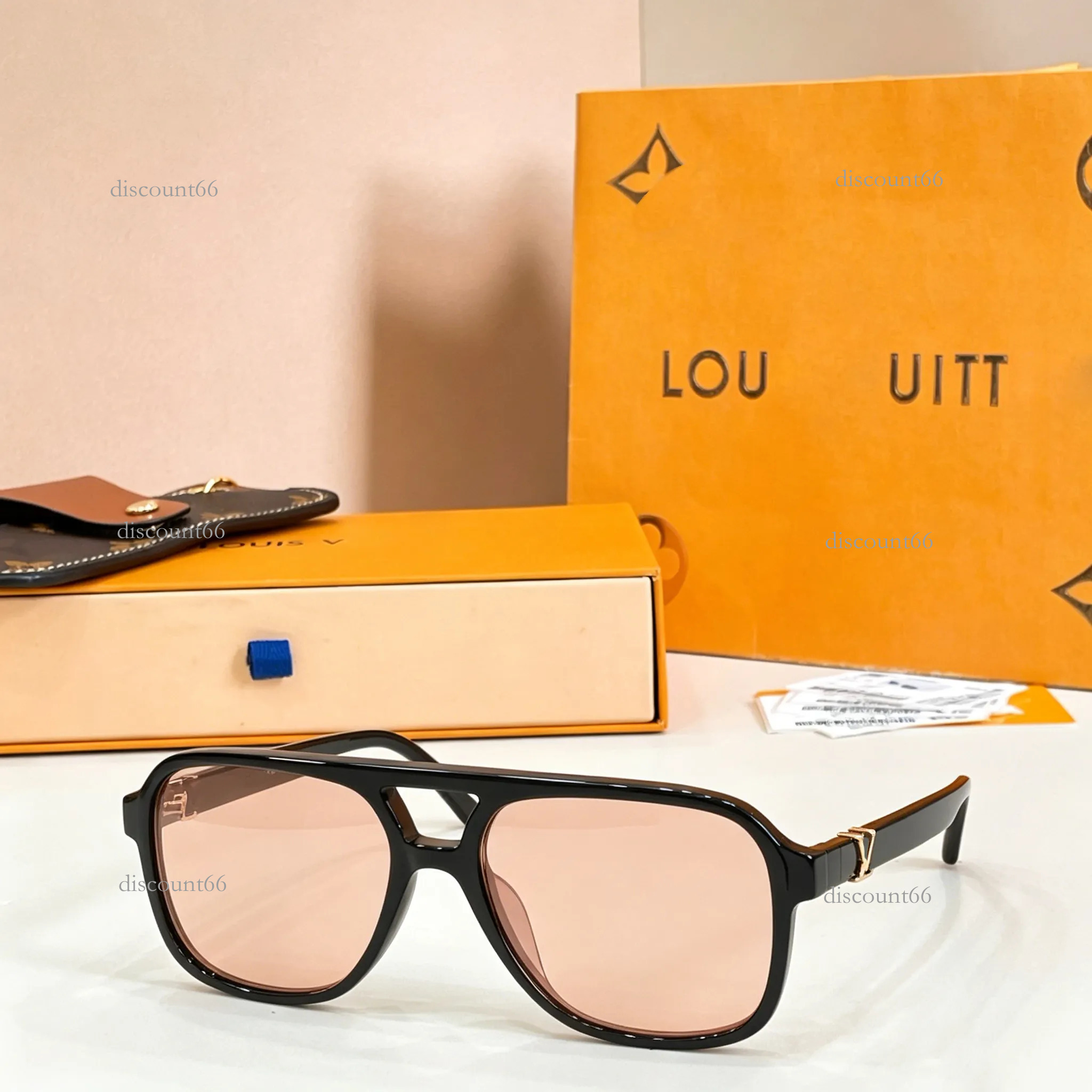 Femmes de créateurs de luxe Cadre carré simple Hommes à la mode Lunettes polarisées Lunettes de soleil avancées pour les voyages en plein air et