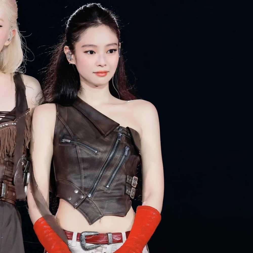 SylCue Faux Leather Vest Women Irregular Turn-down Collar Slveless Zipper Decoration Hot Chick Strt Wild Sexy Style Outfits L26719