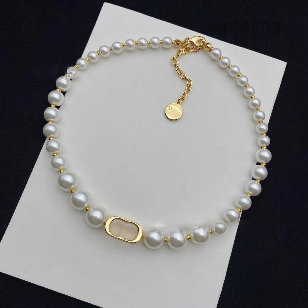 High quality Necklace pearl necklace women Designer necklace elegant Jewelry Set Bracelet Gifts for Lady Pendant Necklaces High Versiongh