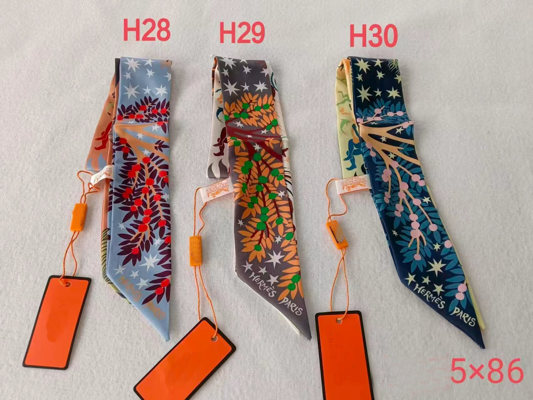 Women's 40style Designer Headscarf Letter print High quality classic pattern Silk scarf Fashion long Handle bag Soft feel Length5*86cm Length5*