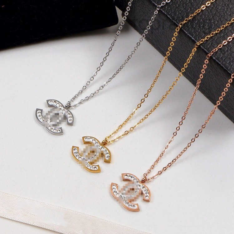 3 Colors Luxury Designer Necklace Gold Plated Simple Letter Pendant Necklaces With Mud Drill Stainless Steel Fashion Jewelry For Women