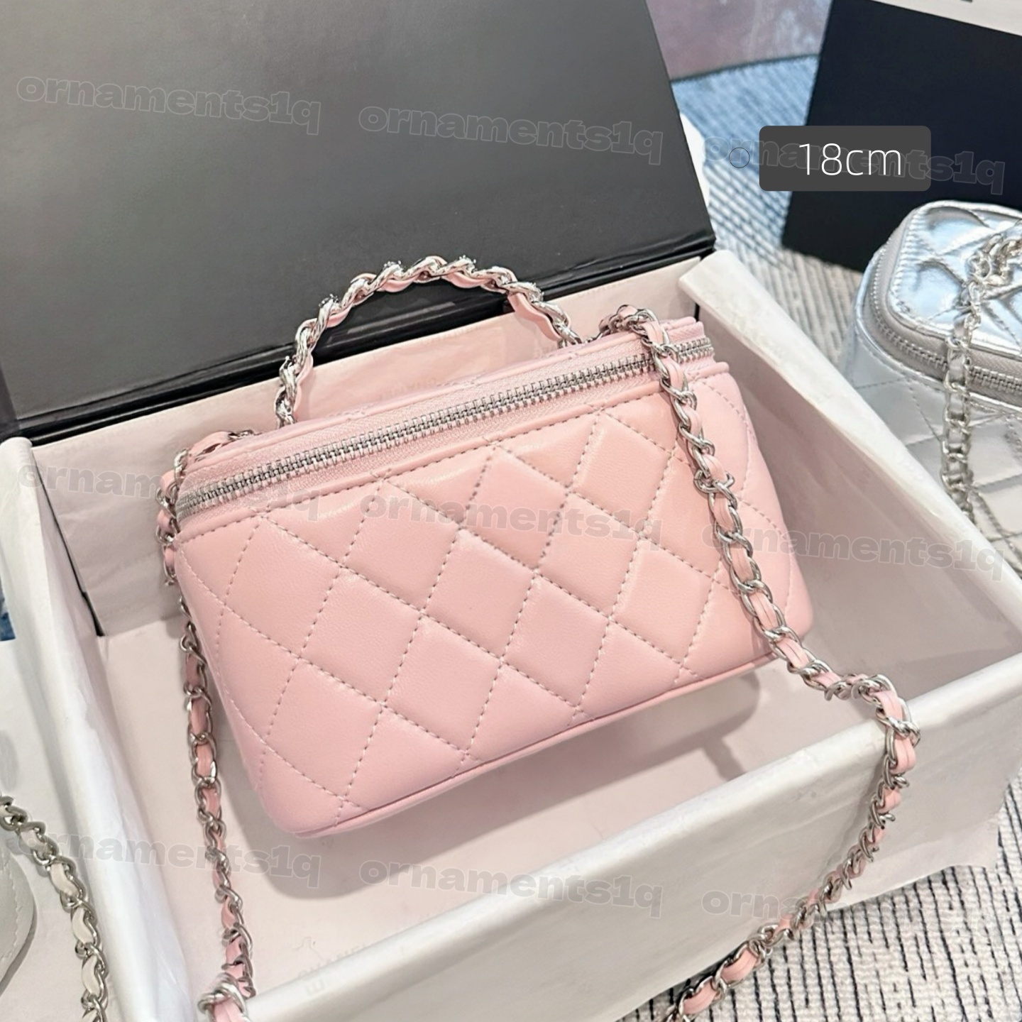 Quilted Diamond Mini Cosmetic Box Bag Twisted Chain Top Handle Zipper Crossbody Purse Small Makeup Case Shoulder Handbag For Women Daily Party