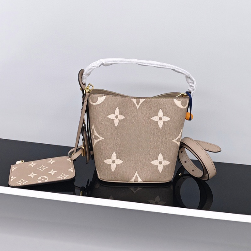 Mini sac seau à lettres imprimées de haute qualité, modèle luxueux avec un couvercle pour un porté croisé accompagné d'une pochette à monnaie ass