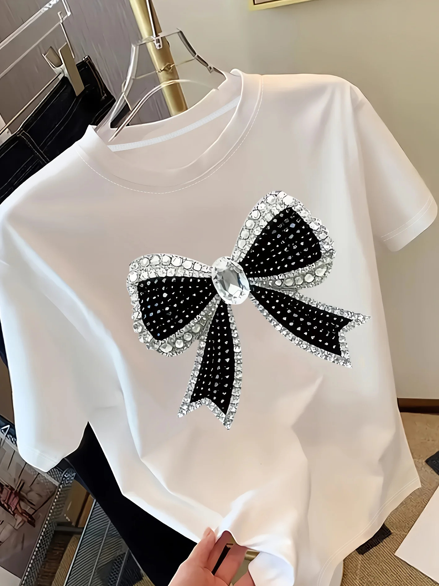 Elegant Bow and Diamond Print TShirt Womens Fashionable Printed Summer ShortSleeve Street Style Party Nightclub Top 260720BJ