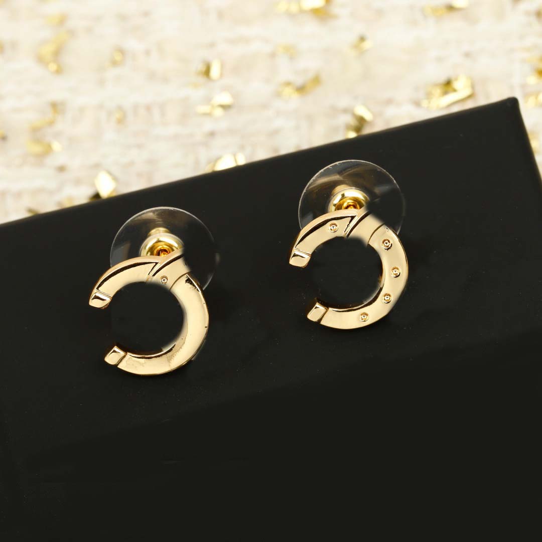 2026 Luxury quality charm simple design stud earring with simple design in 18k gold plated have stamp box PS6957B