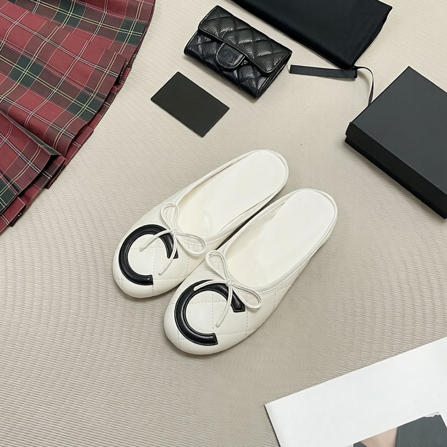 Tongs de styliste pour femmes, pantoufles classiques avec lettres, chaussures décontractées, chaussures à motif à carreaux, pantoufles à tête ron