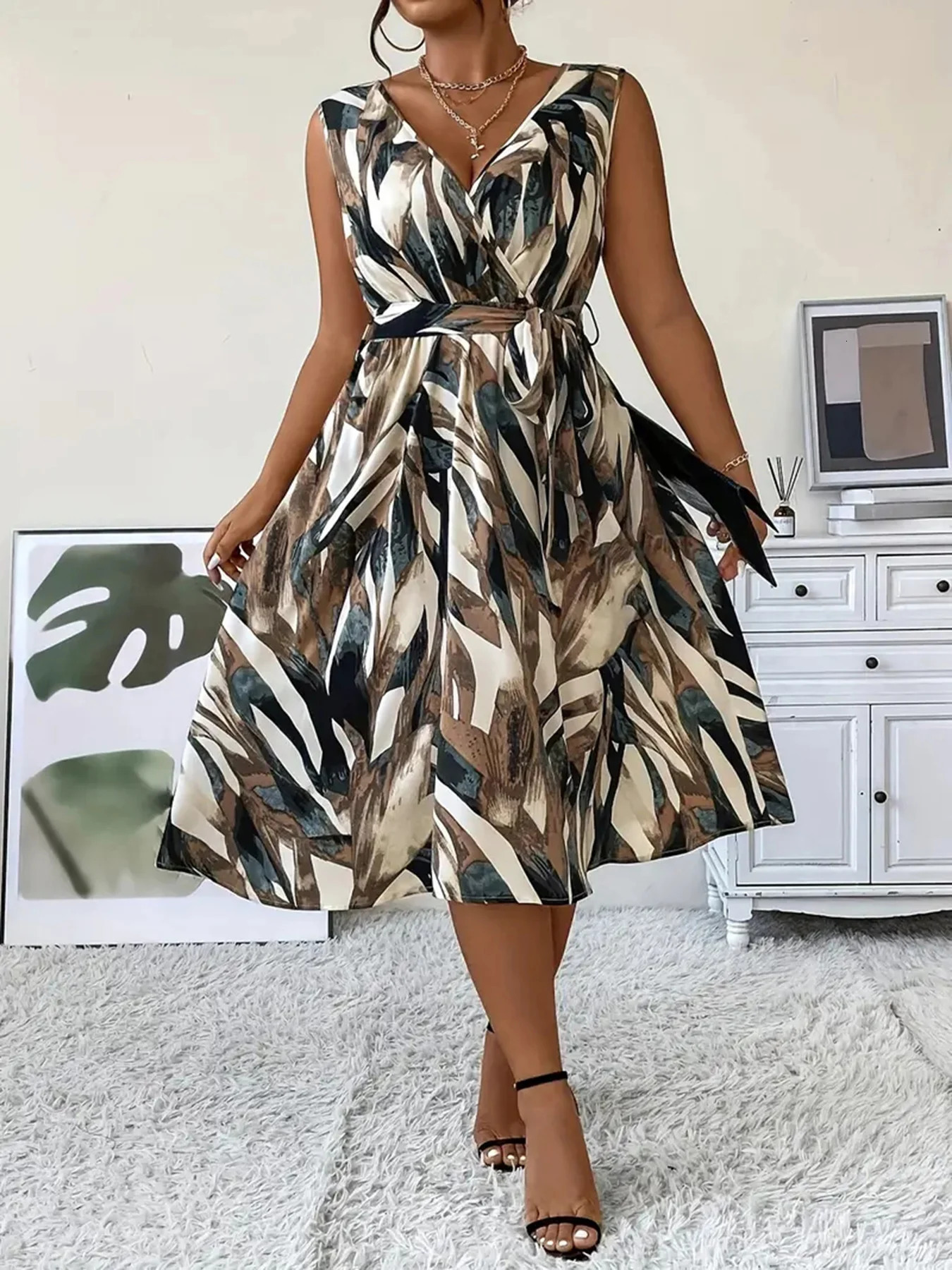 Elegant Plus Size Womens Fashion Print Sexy VNeck Dress Stylish Commute Slim Fit Sleeveless 260713BANJIA